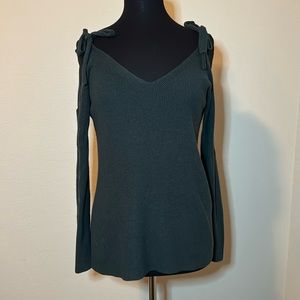 |•LOFT•| Cold Shoulder Sweater Forest Green M